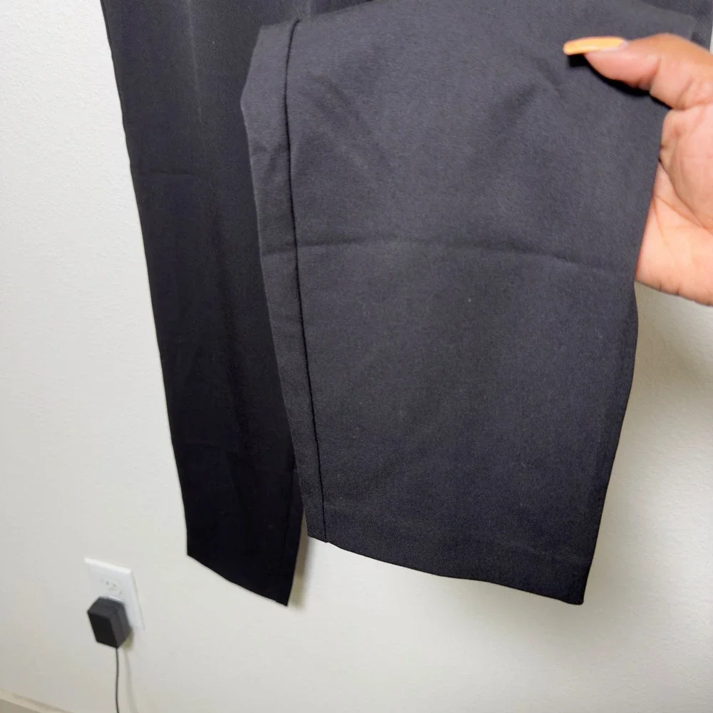 NEW Tailored Athlete Men Trousers 36W‎ 34L Black 365 Muscle Fit Stretch Pants